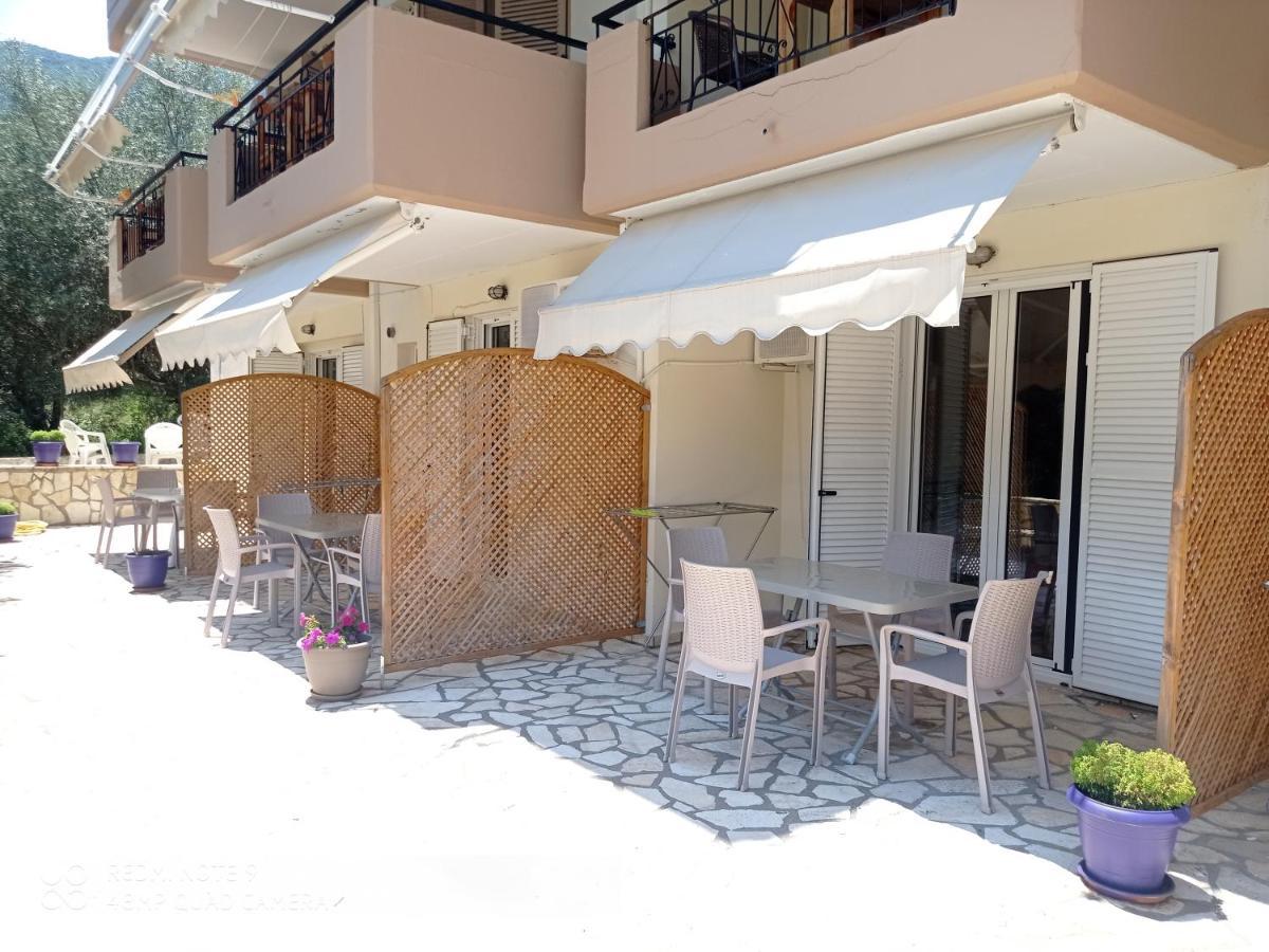 Vessarios Apartment Nikiana Exterior foto