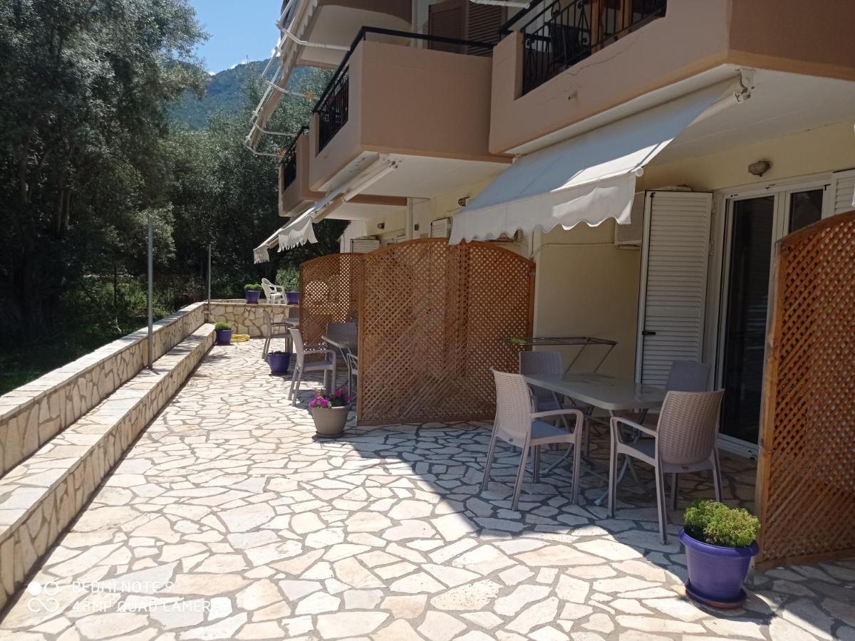 Vessarios Apartment Nikiana Exterior foto